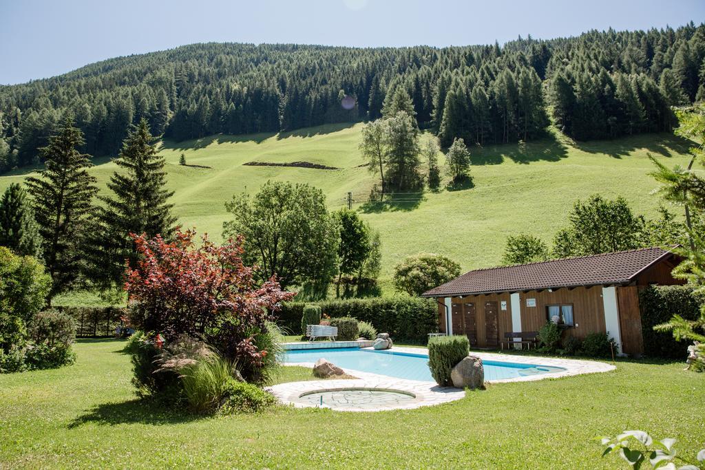 Alpine Life Hotel Anabel كاديبيترا المظهر الخارجي الصورة