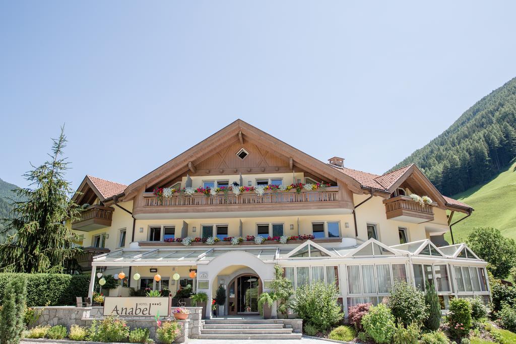 Alpine Life Hotel Anabel كاديبيترا المظهر الخارجي الصورة