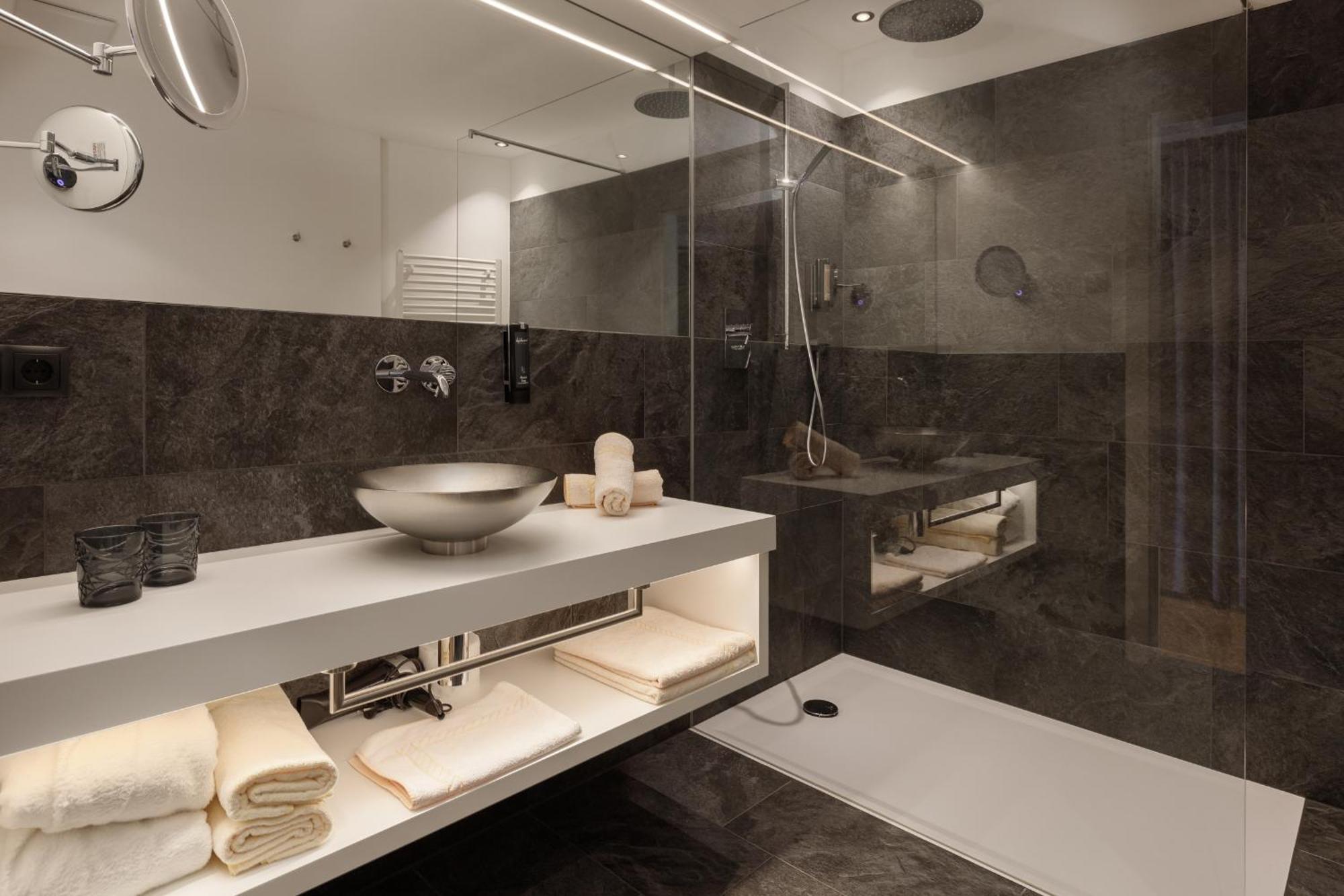 Alpine Life Hotel Anabel كاديبيترا المظهر الخارجي الصورة